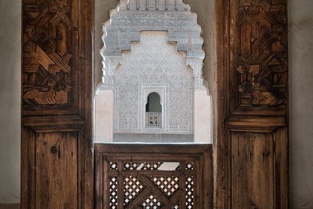 FES Walking Tour with a Local Official Guide 