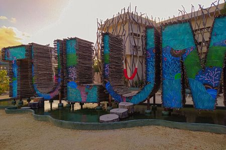 Instagreable Tour: Tulum ruins, paradise beach, Playa de Carmen