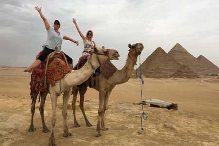 Full Day Private Tour in Giza Pyramids & Saqqara & Memphis