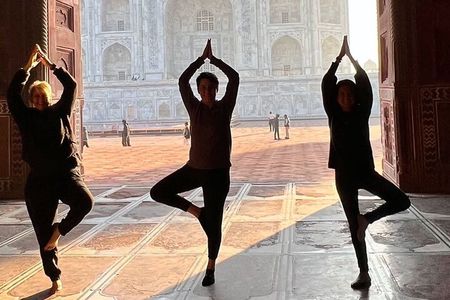 1 Day Taj Mahal Tour With Experienced Guide
