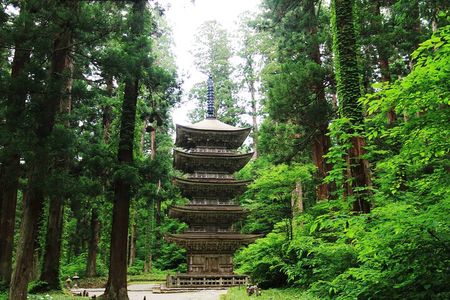 Tsuruoka & Dewa-Sanzan Full-Day Private Tour with Government-Licensed Guide