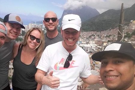 Private 2-Hours Sightseeing Walking Tour in Rocinha and moto-taxi