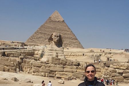 Giza pyramids,Egyptian Museum, Khan El khalili Bazar and Moez Street 