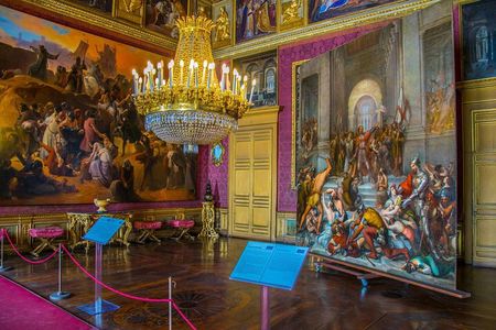 Skip-the-Line Ticket and Guided Royal Palace of Turin Group Tour