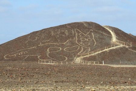 Nazca Lines Tour by Land