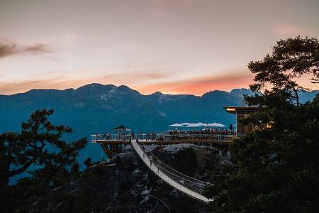Whistler 1-Day Tour (Village/Sea-to-sky Gondola) English