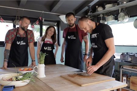 Full-Day Market Tour and Cooking Class in Pula