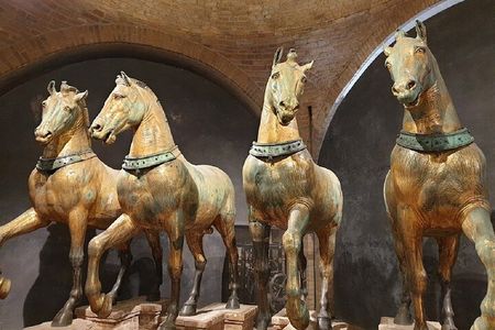 Exclusive Entrance Doge Palace & St. Mark's Basilica Terrace Tour