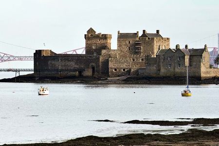 Blackness & Stirling Castle, Wallace Monument Private Tour