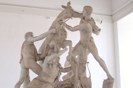 Archaeological Museum of Naples Small Group Tour with an Archaeologist