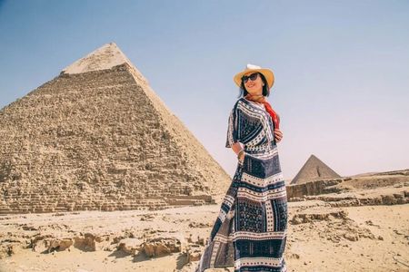 Private Guided Half-Day Tour to Giza Pyramids and Sphinx