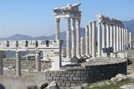 Pergamon Tour
