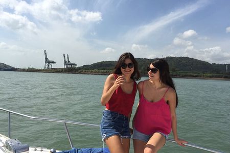 Private Fishing & Scenic Cruise – 27ft Proline | Panama Bay