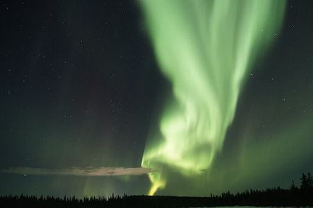 Aurora Hunting Photo Tour from Rovaniemi with Pickup