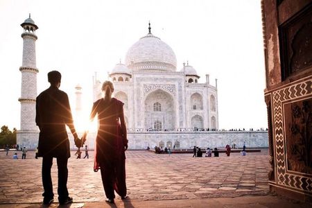 Explore Full Day Agra City Tour By Car 