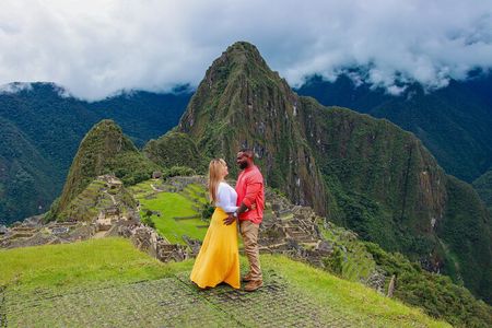 2-Day Tour: Sacred Valley & Machu Picchu – All Tickets Included