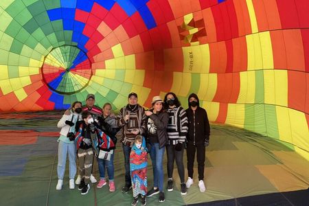 Balloon flight with private transportation and guided tour to Teotihuacán