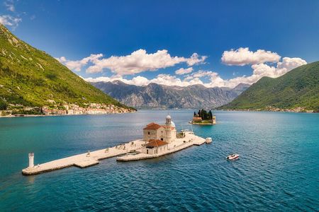 Premium Boat Experience: Boka Bay w/ Our Lady of The Rocks & Blue Cave