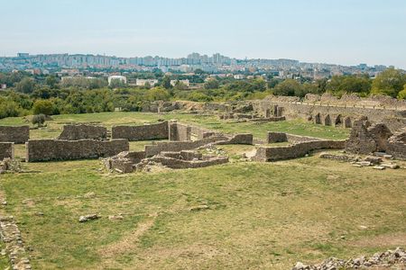 Private Half Day Tour in Salona, Vitturi Castle and Trogir