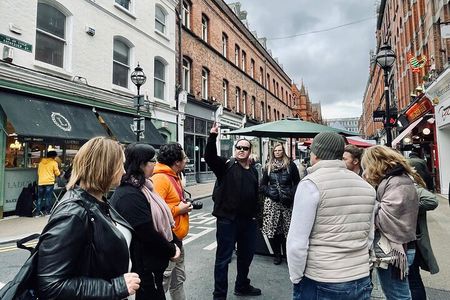Drinks on Foot: Dublin Traditional Pub Tour 