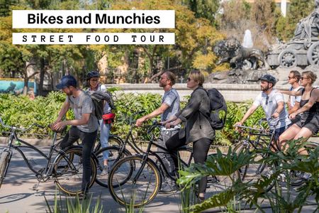Street Food Tour with Friends
