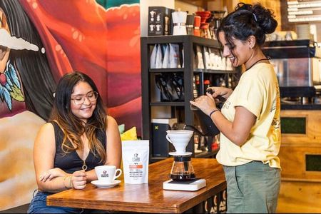 Food and Drinks Hopping Tour in Panama City