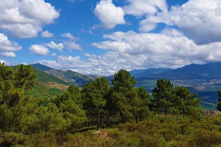Hiking Arround Chefchaouen and Talassemtane Park with Berber Villages Visit