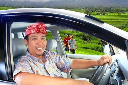 Customizable 10h Tours in a 7-Seater Toyota Innova