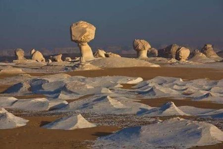 4-Day Private Camping Tour in the White Desert from Cairo Pick Up