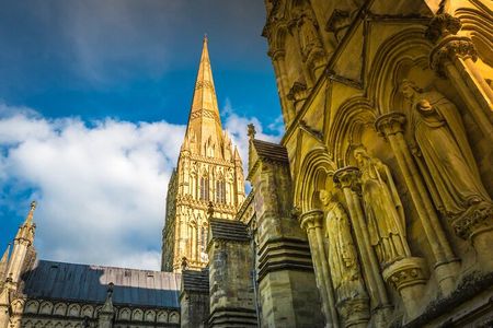 Private Day Tour from Bath to Stonehenge and Salisbury with Pickup