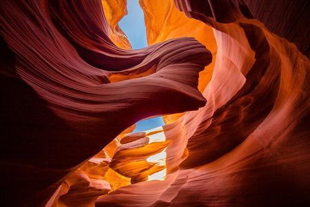 Utah Mighty 5 National Parks & Antelope Canyon 6 Day Tour