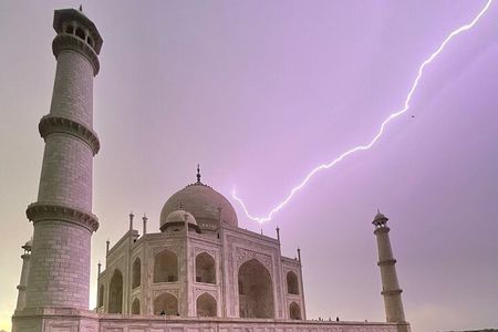 From Delhi:Taj Mahal Sunrise Tour with Elephant SOS Center