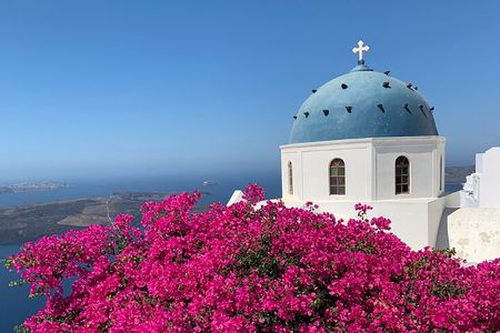 Private Tailor-Made Tour-Explore Santorini with Comfort & Style 