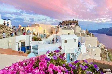 Santorini Highlights Private Half Day Tour