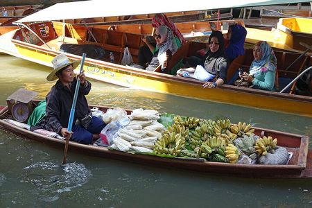 Private Full Day Floating Market and Kanchanburi Tour from Bangkok
