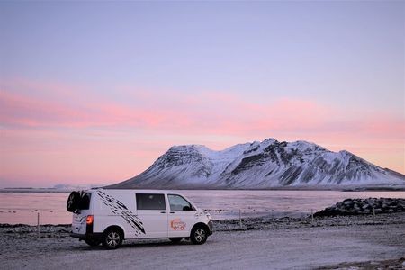  7-Day Self-Drive Private Tour Northern Lights Adventure - Iceland South & West 