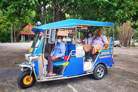 Hua Hin By Night Private Tour with TUK TUK 