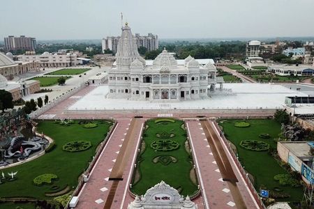 Full Day Agra, Mathura Vrindavan Tour Package from Delhi