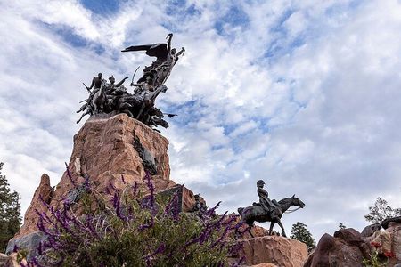 Mendoza Highlights: Half-Day City Tour