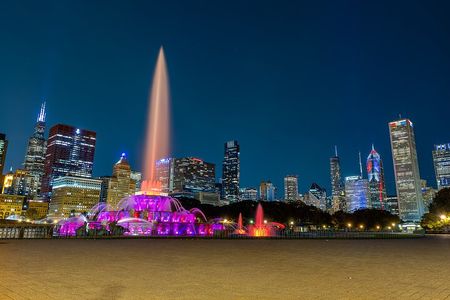 Wind and Souls an Adults Only Ghost Tour in Chicago