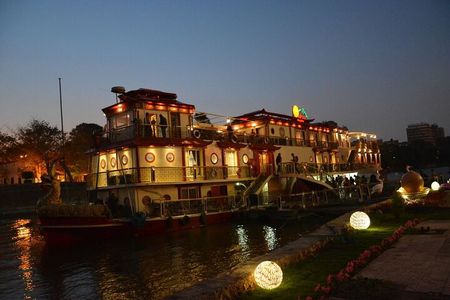 Cairo Nile Dinner Cruise with Hotel Private Transfer