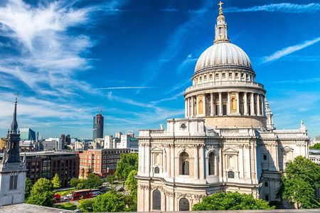 Skip-the-Line St Paul’s Cathedral Private Tour in London 