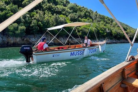 Ksamil: Mussel Sailing Tour with Food and Drink in Albania
