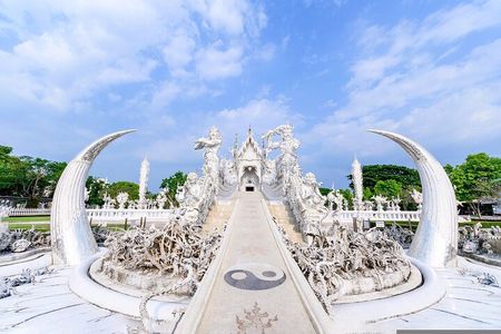 Private Tour: Chiang Rai Golden Triangle Day Trip from Chiang Mai