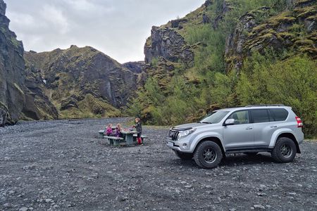 Private Tour to þórsmörk glaciers and waterfalls