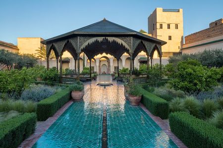 Marrakech: Koutoubia, Menara & Secret Gardens Tour