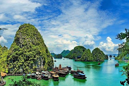 9-Day Tour of Vietnam with Airport Pick Up