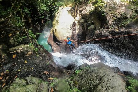 Canyoning Bali, Blue Gorge Canyon (Adventure, discovery, nature)