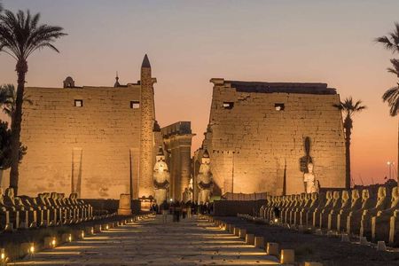 Amazing Luxor East and West Bank Guided Tour with Lunch From Luxor Airport/Hotel