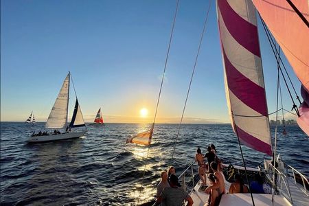 Sunset Boat Cruise: Swim and Cruise Waikiki